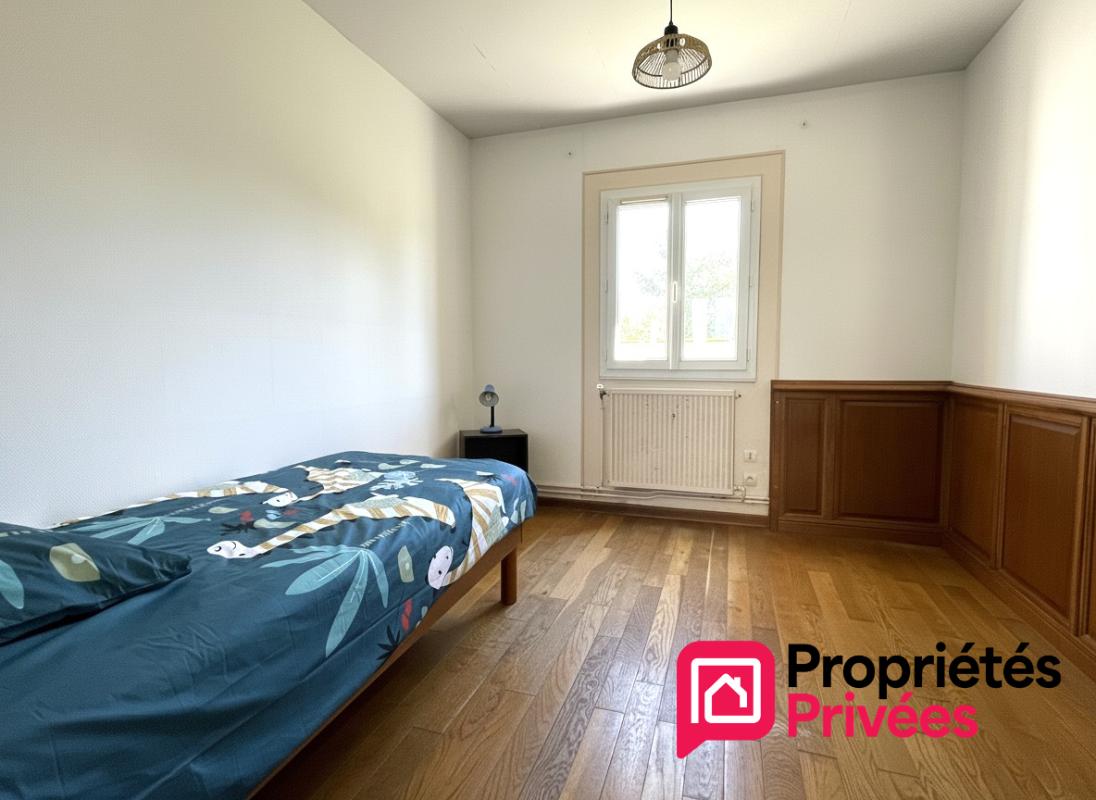 VERNOUILLET Maison 4 pièces 3 chambres 2 garages jardin 535m2 189000 FAI 10