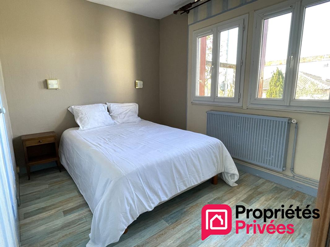 VERNOUILLET Maison 4 pièces 3 chambres 2 garages jardin 535m2 189000 FAI 7