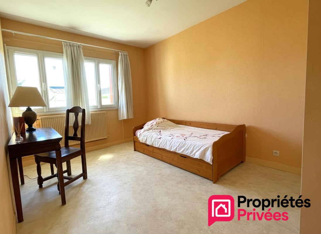 VERNOUILLET Maison 4 pièces 3 chambres 2 garages jardin 535m2 189000 FAI 9