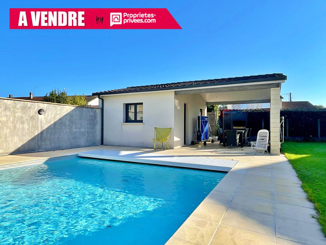 EYSINES Maison Eysines 6 pièce(s) 170 m2 piscine dépendance double garage 16