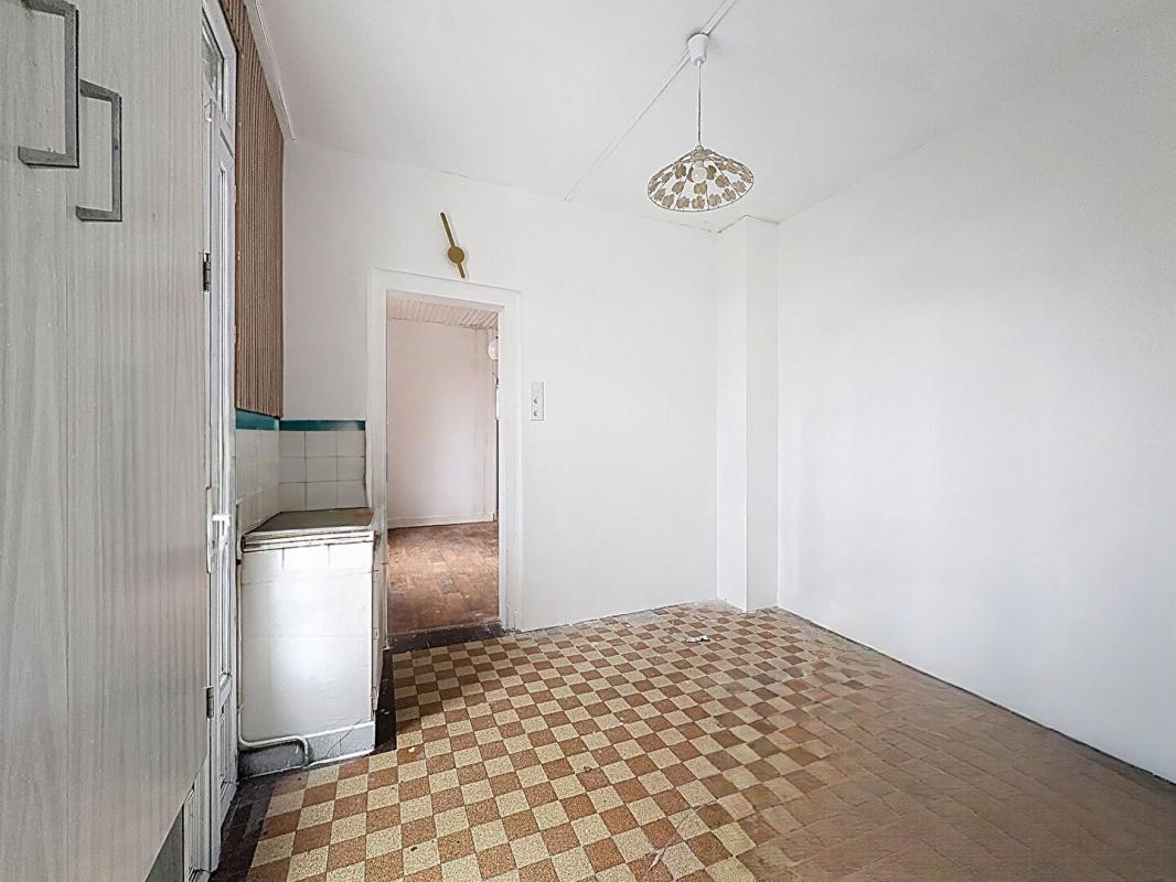 THIVERNY MAISON T2 - 36M² - VIVABLE DE PLAIN-PIED - 1 CHAMBRES - AVEC TRAVAUX - AIRBNB - JARDIN - 60160 THIVERNY 4