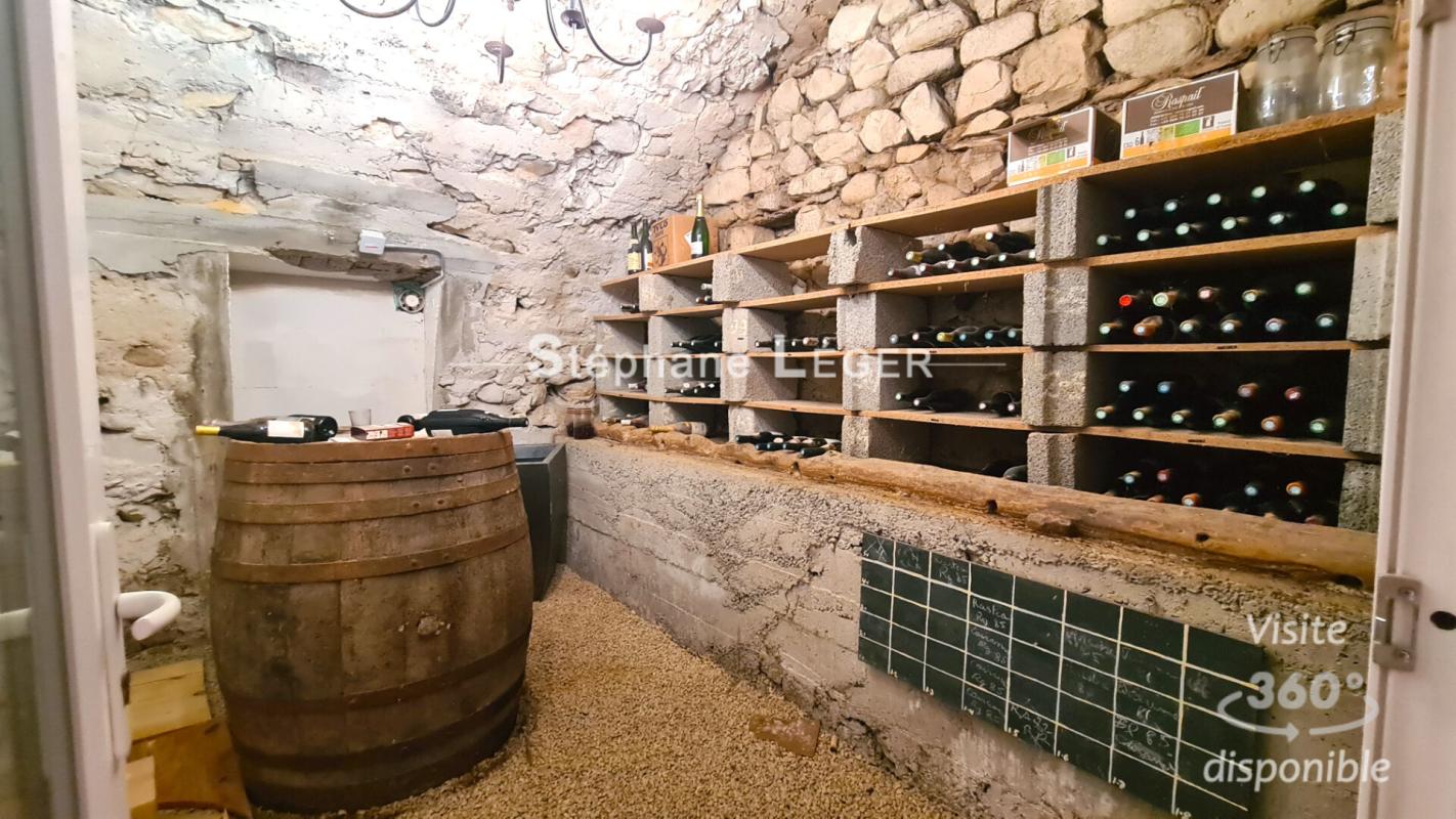 SAUZET Maison en pierre avec piscine 7 pièce(s) 175 m2 13