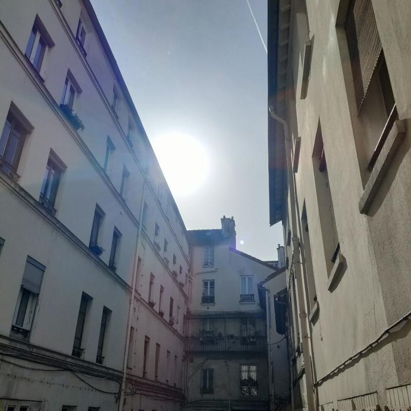 PARIS-11E-ARRONDISSEMENT Studio de charme refait à neuf- Faubourg Saint-Antoine 8