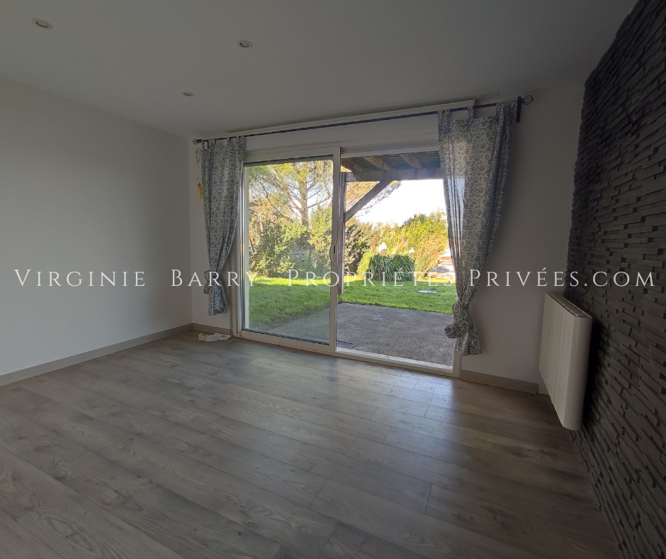 PORT-DES-BARQUES SUPERBE MAISON T5 AVEC PISCINE A PORT DES BARQUES 2