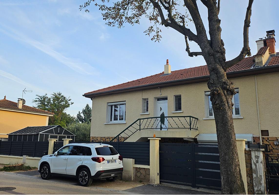 FEYZIN Maison Feyzin 4 pièce(s) 109.22 m2 1