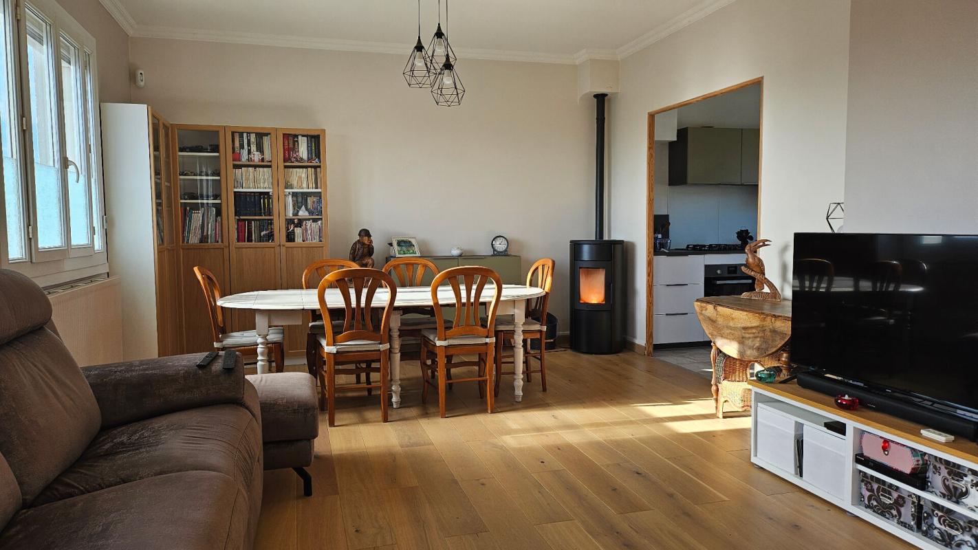 FEYZIN Maison Feyzin 4 pièce(s) 109.22 m2 2