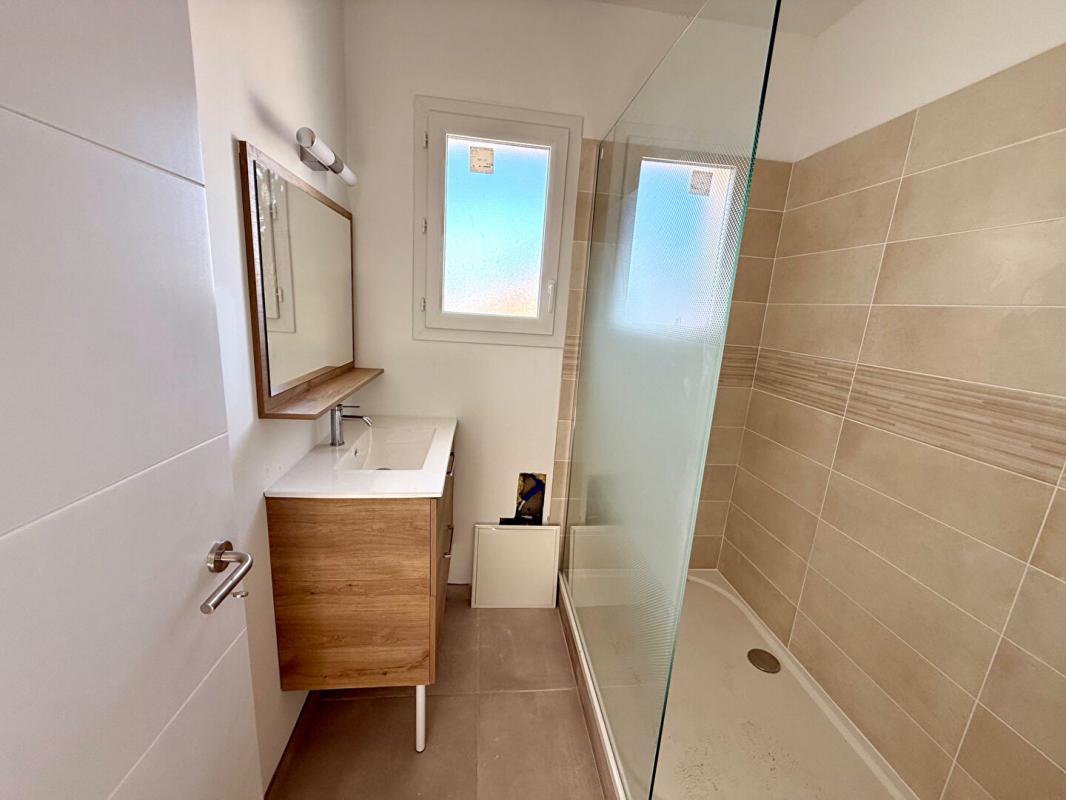 VITROLLES Pavillon neuf de 100m² sur 299m² de terrain 15