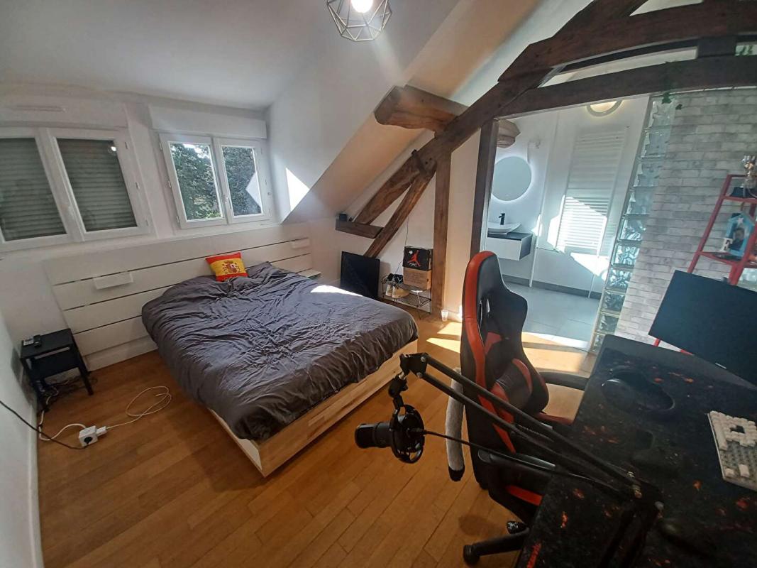 L'AIGLE PROPRIETE - MAISON DE MAITRE L'AIGLE 12 pièce(s) 285 m2 avec piscine couverte 12