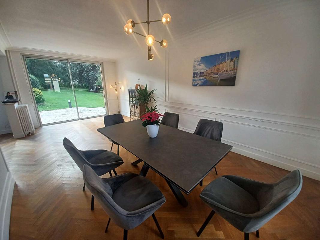 L'AIGLE PROPRIETE - MAISON DE MAITRE L'AIGLE 12 pièce(s) 285 m2 avec piscine couverte 4