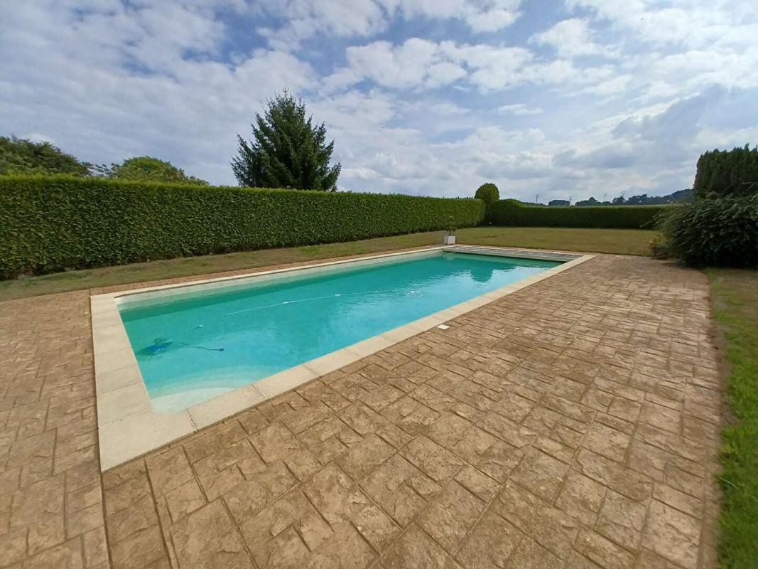 LE MENIL-BERARD PROCHE L'AIGLE/MORTAGNE MAGNIFIQUE PROPRIETE  5 pièce(s) 233.5 m2 avec piscine 3