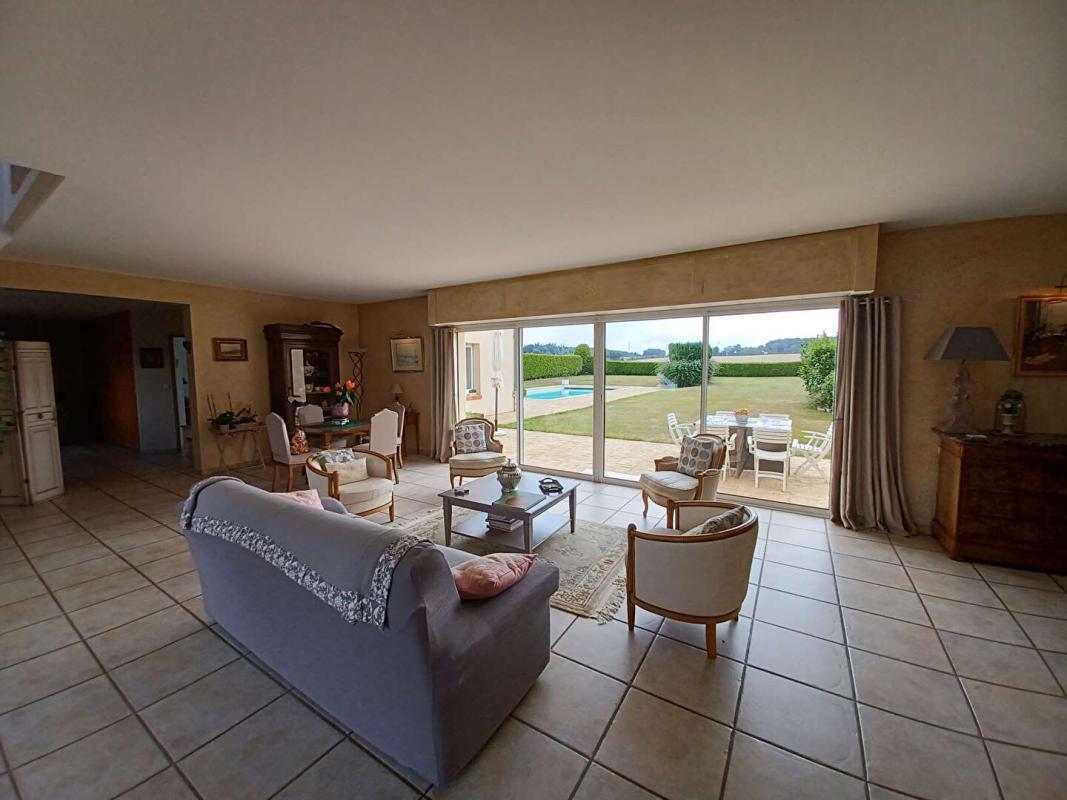 LE MENIL-BERARD PROCHE L'AIGLE/MORTAGNE MAGNIFIQUE PROPRIETE  5 pièce(s) 233.5 m2 avec piscine 8