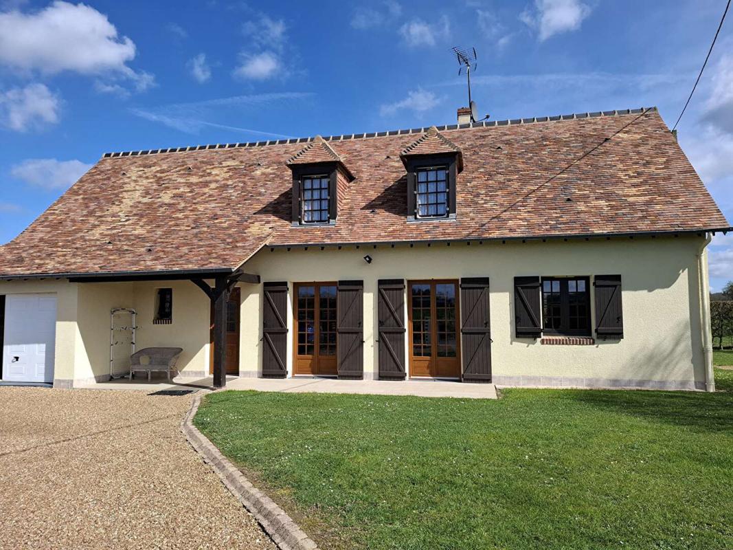 L'AIGLE Propriété L'AIGLE 6 pièce(s) 138 m2 - 4 Box et plus de 2,6 hectares 1