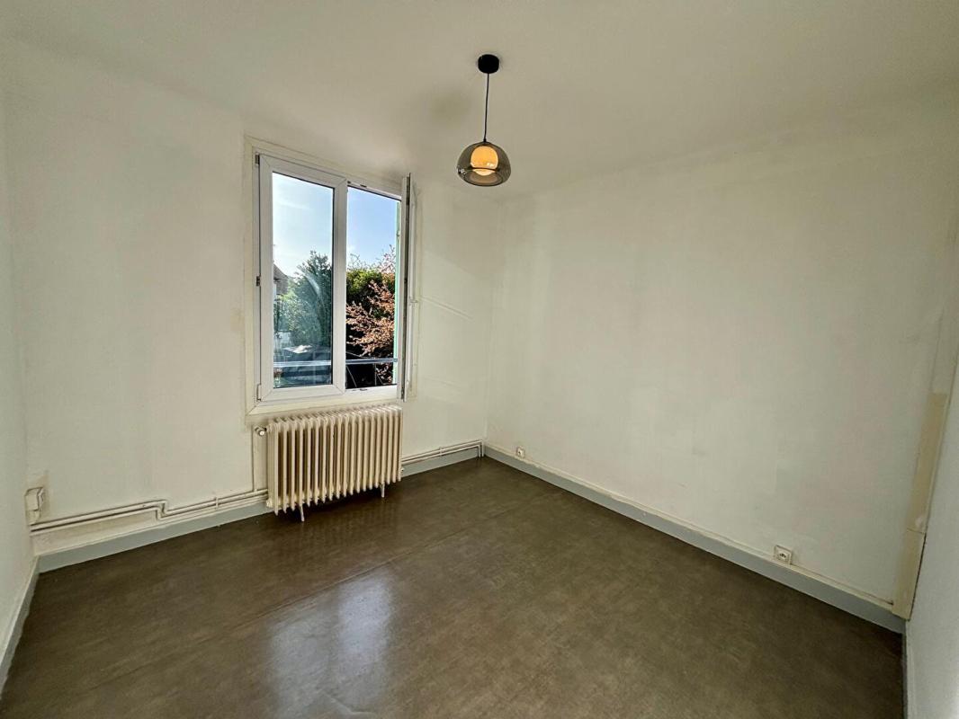 NEVERS Maison Nevers 5 pièce(s) 89.87 m2 - 3 chambres - jardin 8