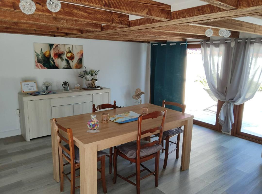 MOULEYDIER Bord de Dordogne · 2 maisons indépendantes · Piscine · 3 300 m² · 15 min Bergerac 10