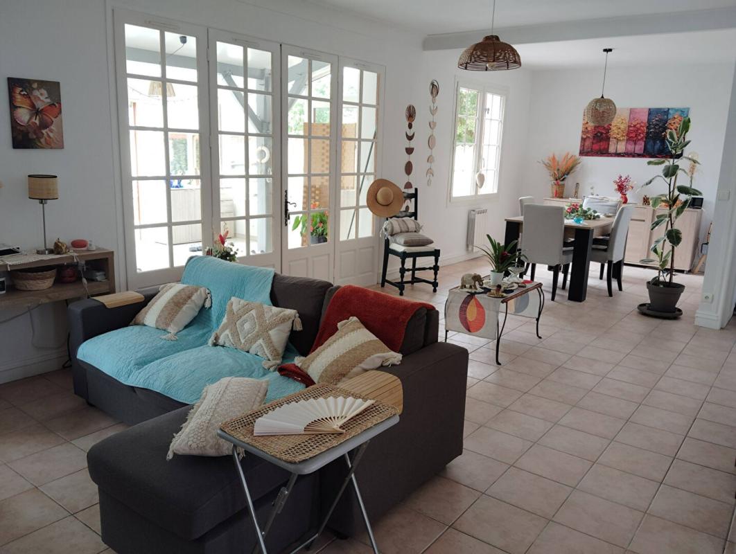 MOULEYDIER Bord de Dordogne · 2 maisons indépendantes · Piscine · 3 300 m² · 15 min Bergerac 6