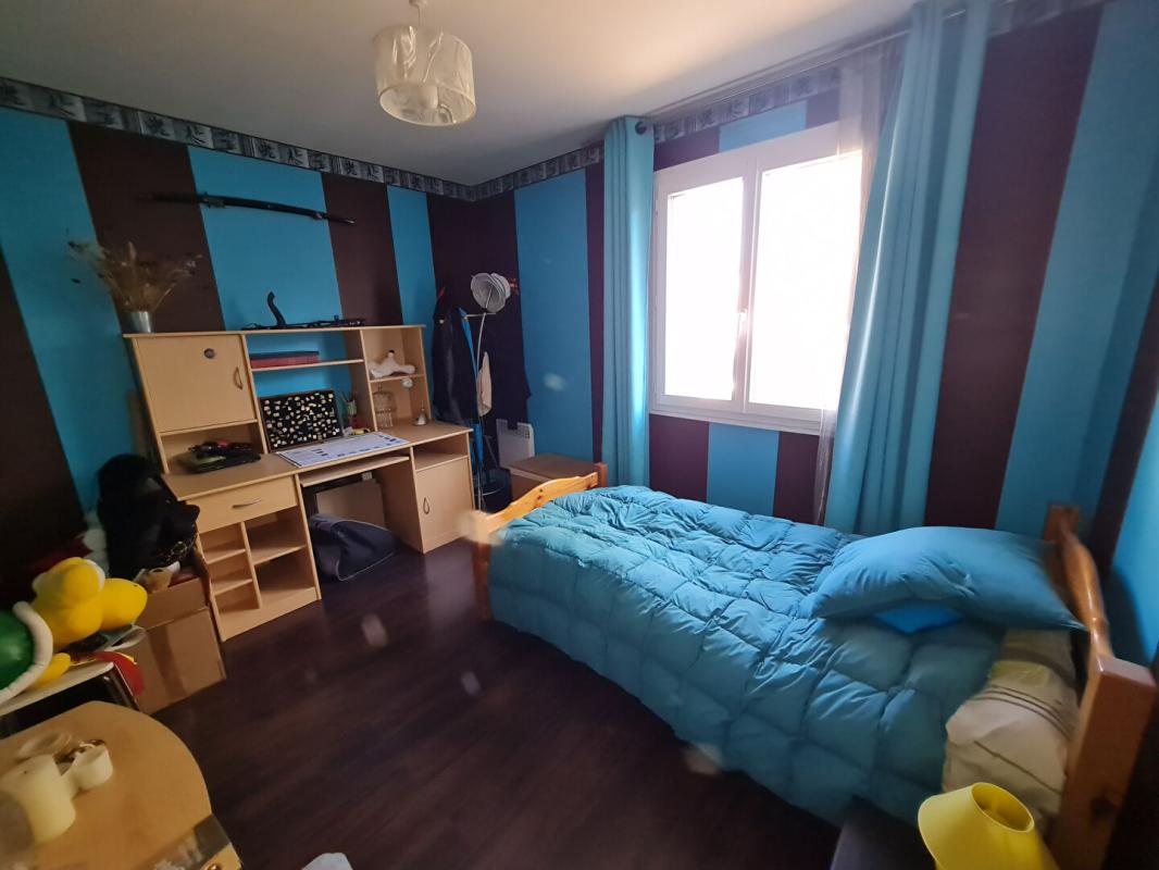 SAINT-OUEN-L'AUMONE Maison  6 pièces 4 chambres environ 148.44 m2 7