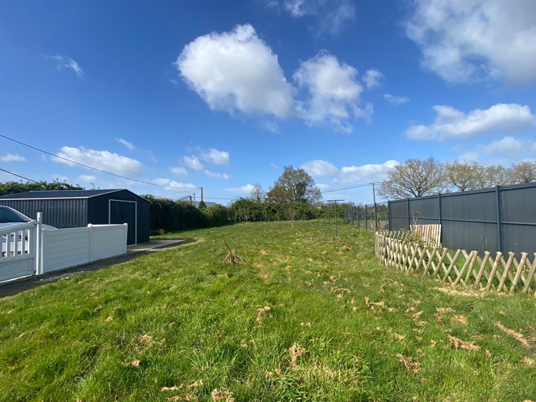 SAINTE-PAZANNE MAISON  44680 SAINTE PAZANNE - 2 CHAMBRES - BUDGET 216 000  HAI 2