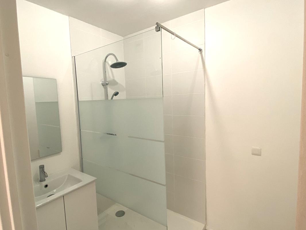 CRETEIL Appartement Creteil 2 pièce(s) 54.5 m2 11