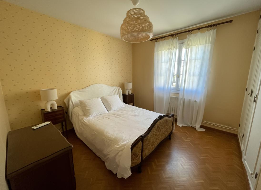 ELNE Maison Elne 10 pièce(s) 400.5 m2 4