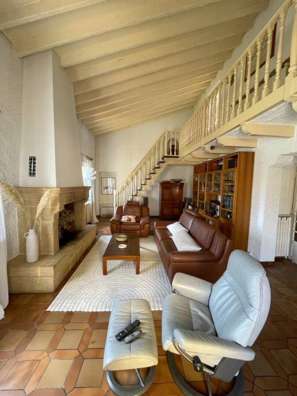 ELNE Maison Elne 10 pièce(s) 400.5 m2 5