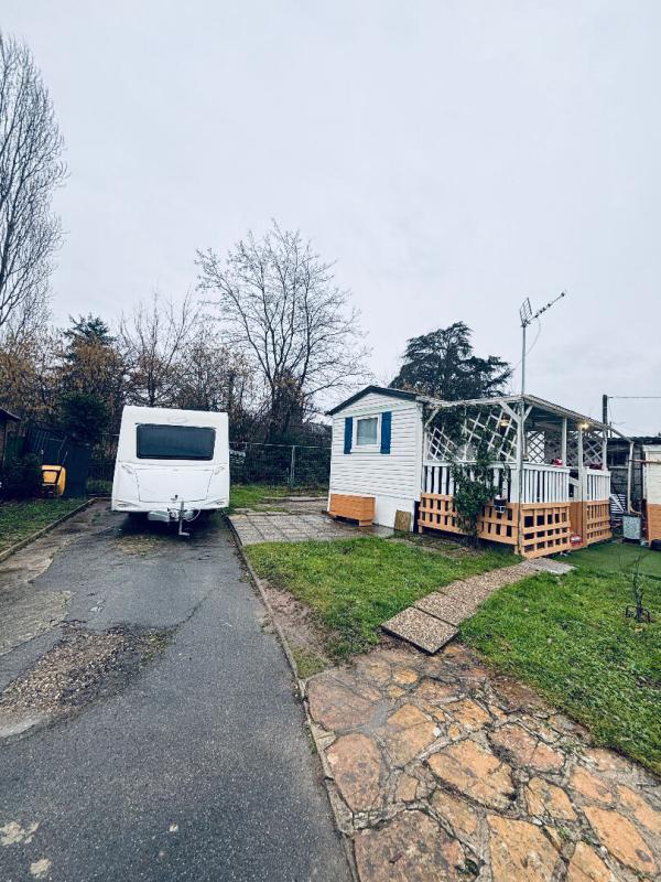 MASSIEUX Bungalow Massieux 9