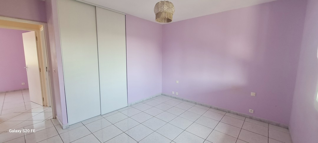 LAURENS Villa de 93m² avec garage et vue sur 652m² de terrain 12