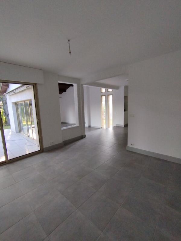 SAINT-JULIEN-L'ARS ST JULIEN L'ARS/SEVRES ANXAUMONT - Maison 4 chambres - 168 m2 - + local commercial - Parcelle 8 916 m2 5