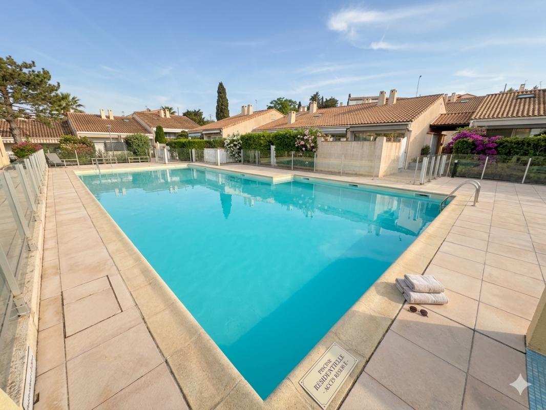 SANARY-SUR-MER VILLA CLUB EXCLUSIVE SANARY-SUR-MER : Terrasse, Piscine, Plage 5 min 7