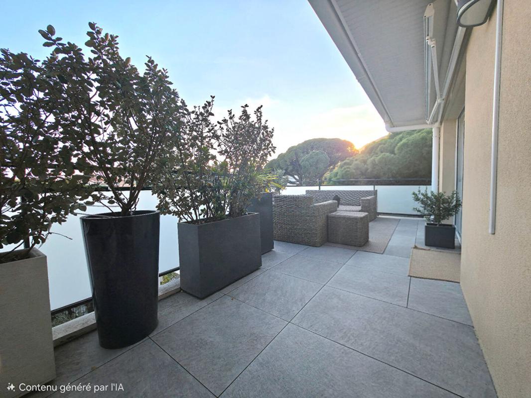 CAVALAIRE-SUR-MER EXCEPTIONNEL T4 DERNIER ÉTAGE AVEC TERRASSE PANORAMIQUE & DOUBLE GARAGE A 679000 EUR 9