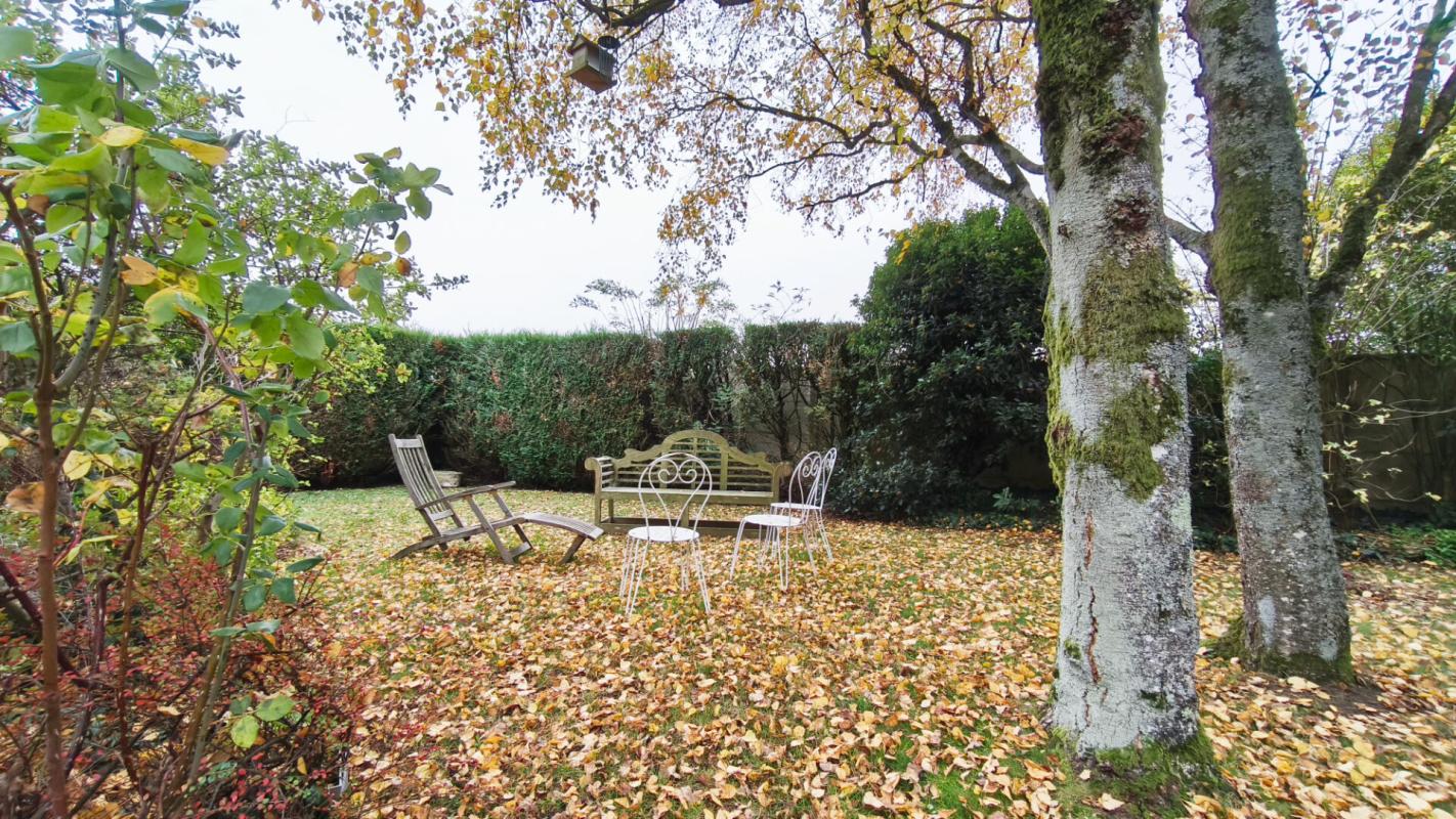 BROYES Maison Broyes 5 pièce(s) 163.5 m2 3