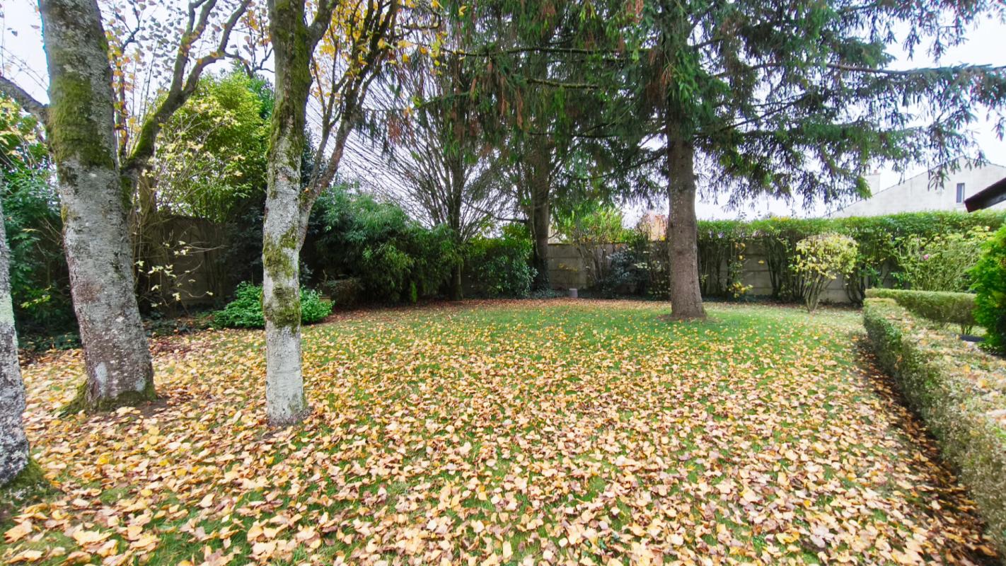 BROYES Maison Broyes 5 pièce(s) 163.5 m2 4