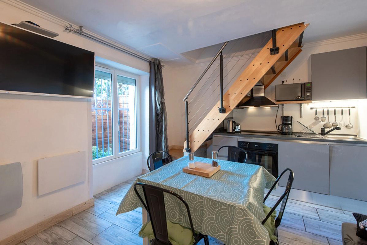 LE PONTET Unique en son genre !!! Maison avec son gîte 14