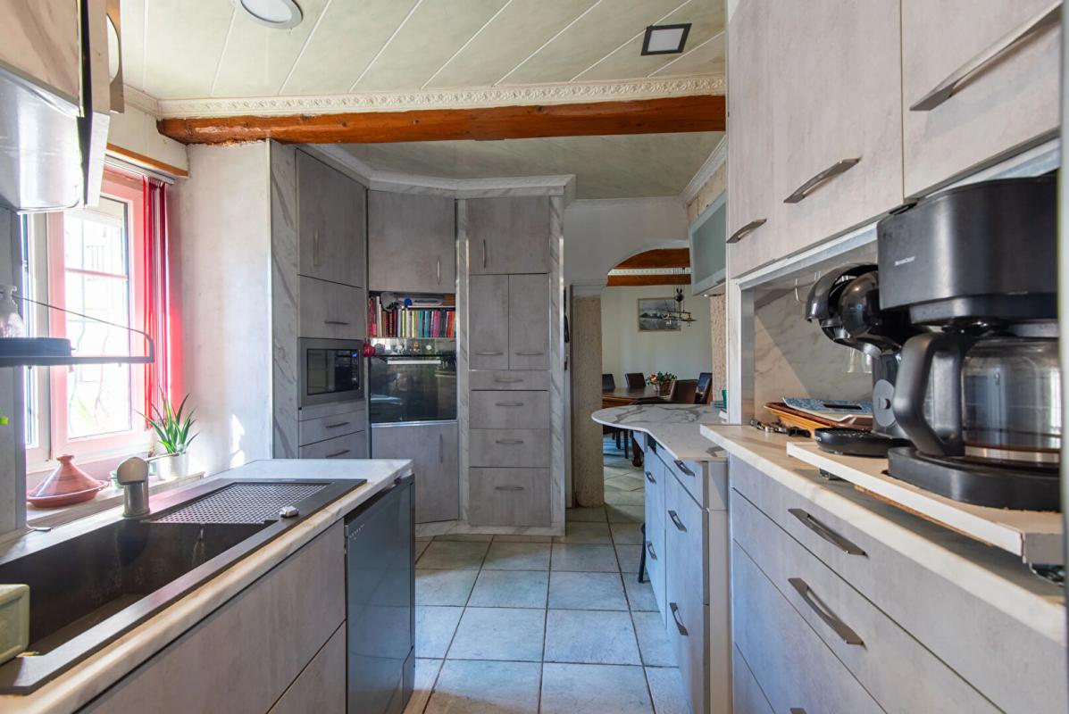 LE PONTET Unique en son genre !!! Maison avec son gîte 16