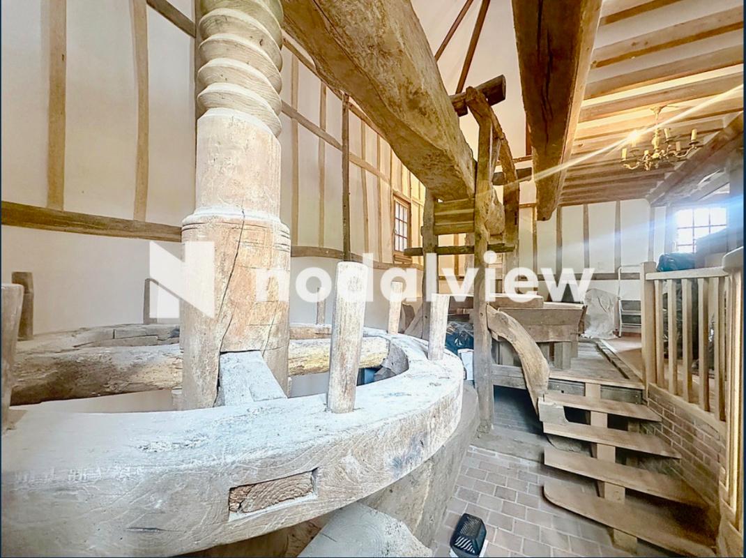 FIERVILLE-LES-PARCS Bien rare à la vente - Pressoir  authentique & rénové avec 1.8 hectare, calme  et charme incomparable 5