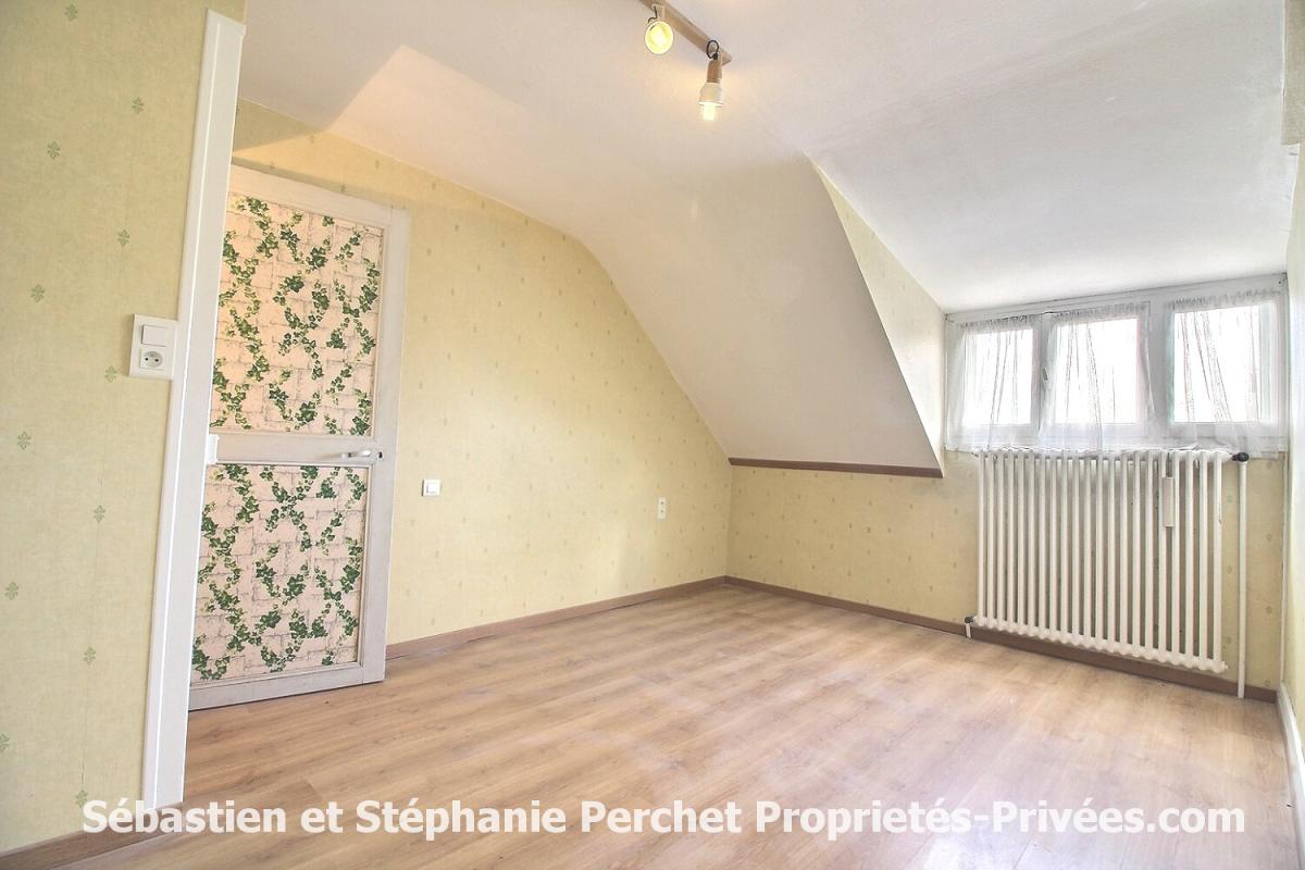 ORGERES-EN-BEAUCE Maison en Pierres 4 chambres sur 300 m2 de terrain 9