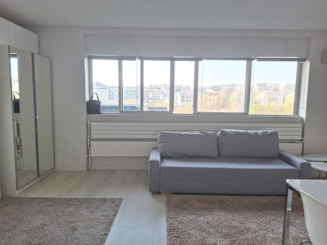 PARIS-15E-ARRONDISSEMENT Rare Bir hakeim 34 m2 3