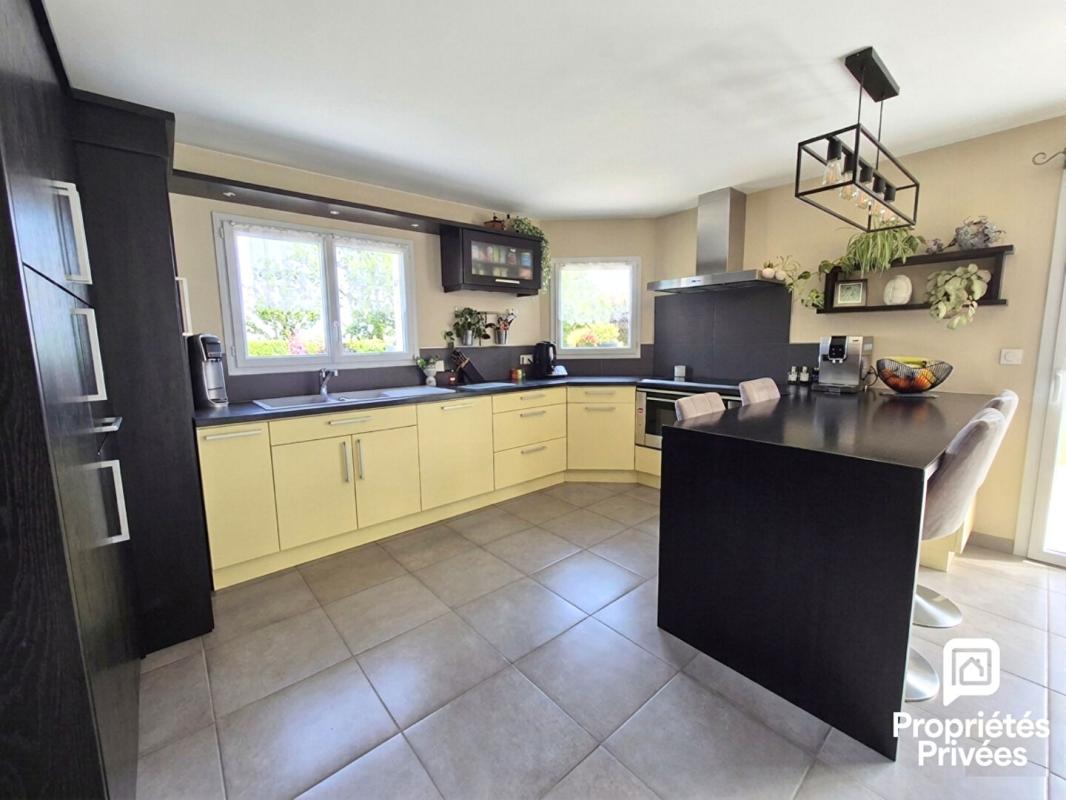 COLLONGES Maison 150m2 - 4 chambres - Sous-sol complet - Piscine 7