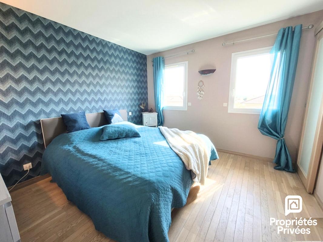 COLLONGES Maison 150m2 - 4 chambres - Sous-sol complet - Piscine 8