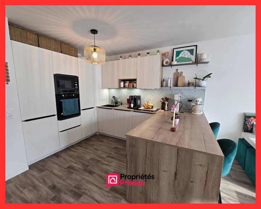 LIVRY-GARGAN 93190 LIVRY-GARGAN - Appartement 2 Pieces 41.10 m² - 1 Chambre -Balcon - Parking 3