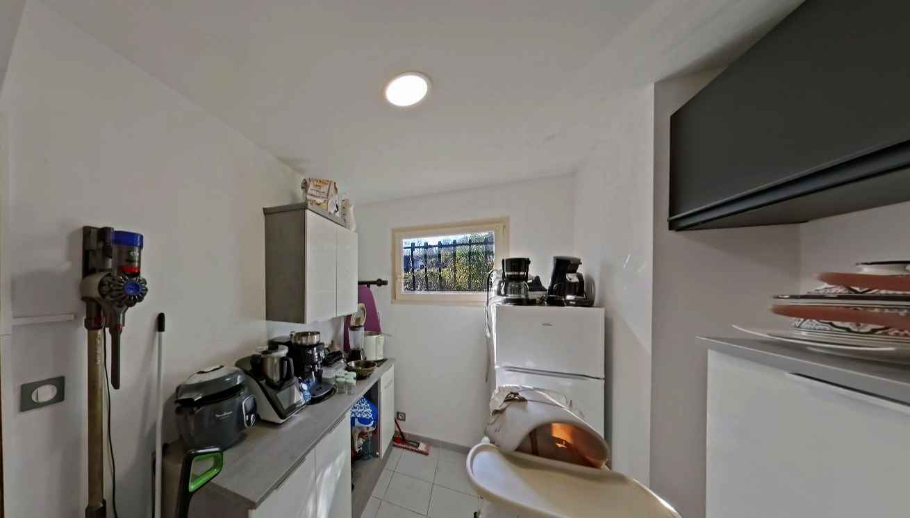 ALAIRAC VILLA AVEC PISCINE ET GRAND GARAGE PROCHE CARCASSONNE 11