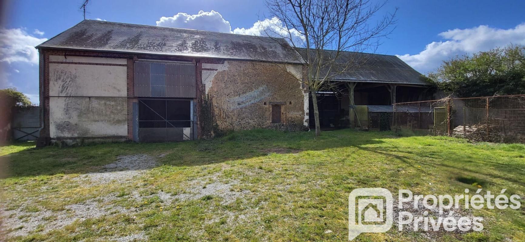 LA FERTE-VIDAME Maison de Maître avec prairies et annexes 15