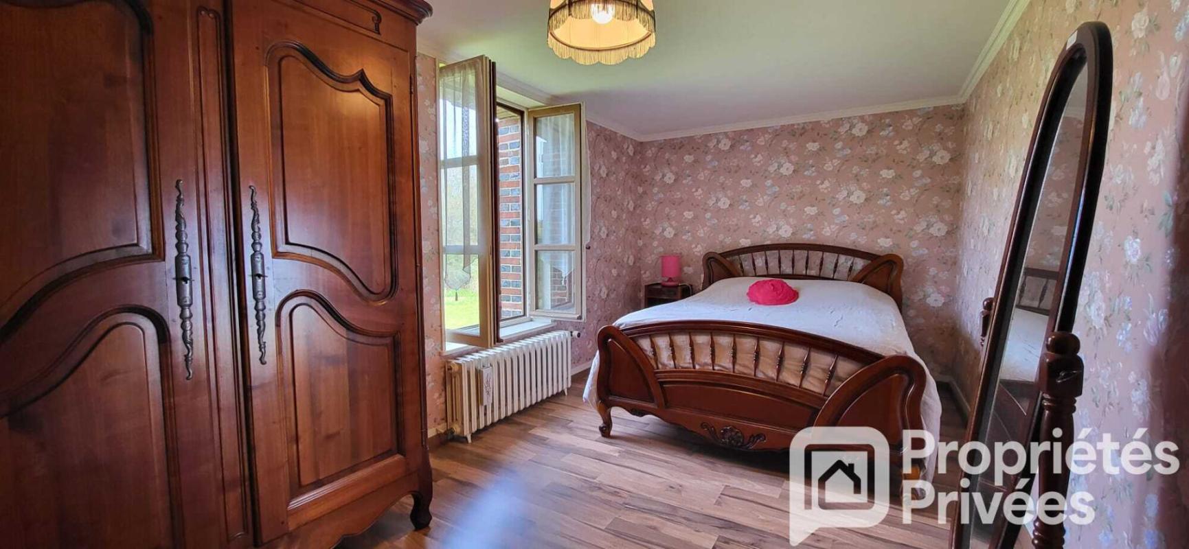 LA FERTE-VIDAME Maison de Maître avec prairies et annexes 8