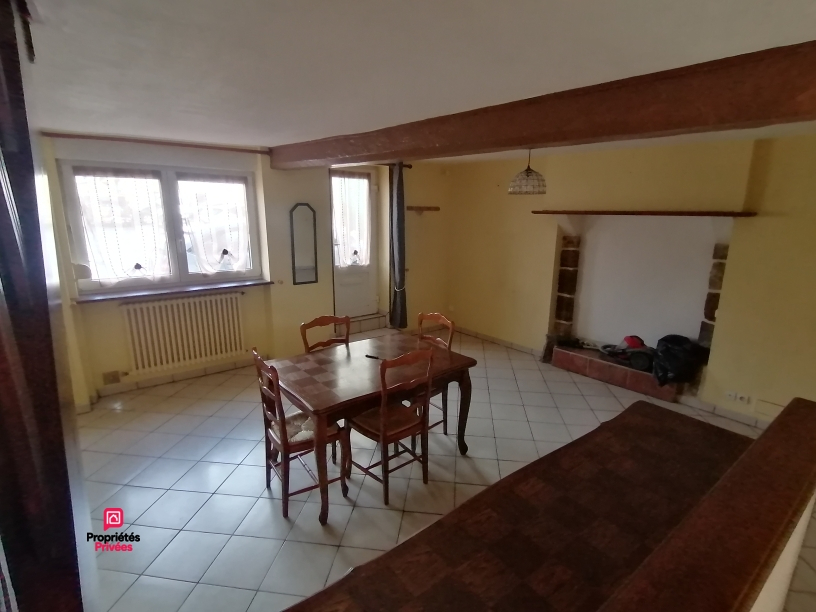 LA FERTE-MACE LA FERTE MACE (61600) Maison 3 pièces, 2 chambres , 67 m2 environ . Prix 70 000 honoraires  7,69% inclus à la charge de l'acquéreur, soit 65 000  hors honoraires 4