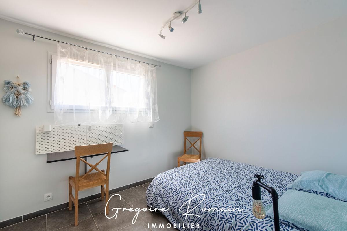 SAINT-CHAMAS Maison Saint Chamas 3 pièce(s) 83 m2 7