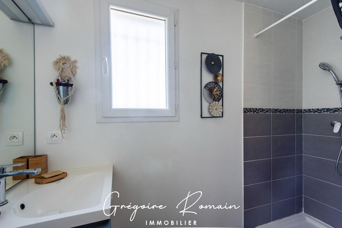 SAINT-CHAMAS Maison Saint Chamas 3 pièce(s) 83 m2 8