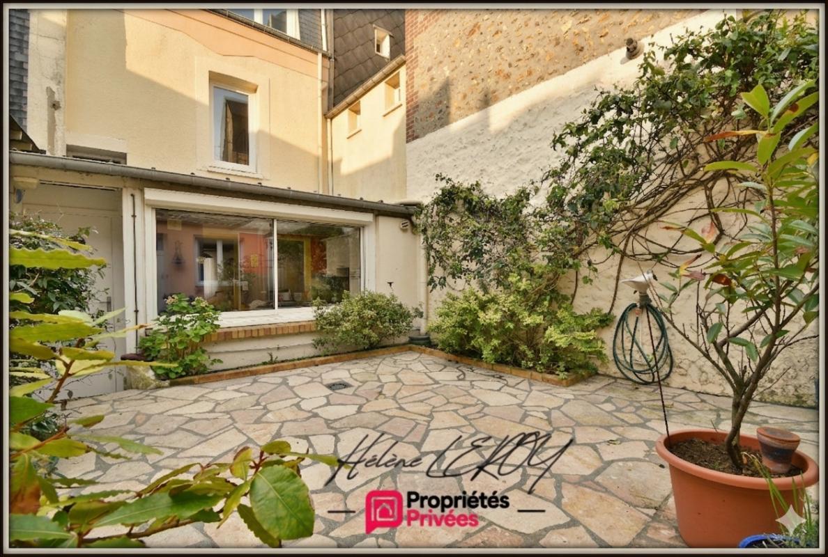 FECAMP Maison de Caractère proche plage avec terrasse 13