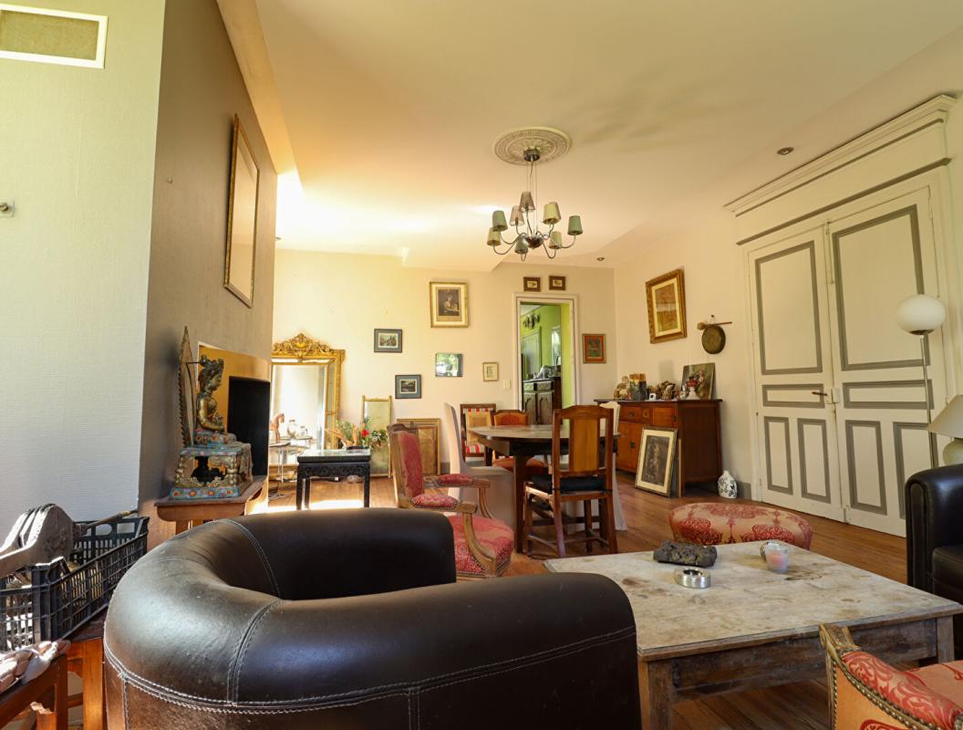 GRAULHET Superbe maison de maître - 284 m² habitables - Parc arboré de 3 800 m² 5