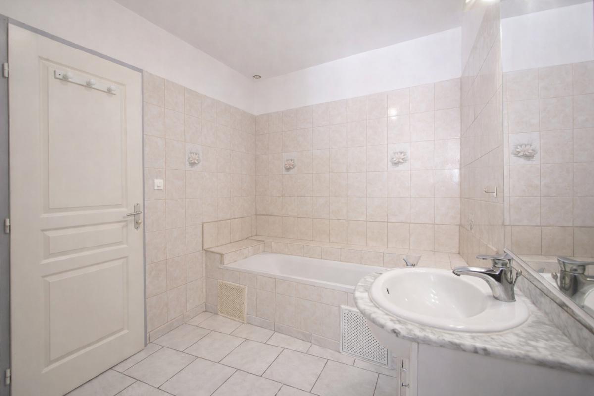 SAINT-MARCEL-SUR-AUDE Maison Saint Marcel Sur Aude 5 pièce(s) 11