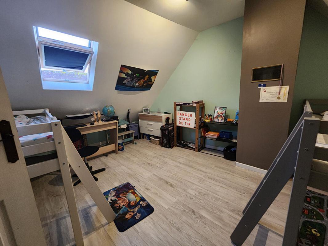 LOCHES Maison Loches 9 pièce(s) 298 m2 7