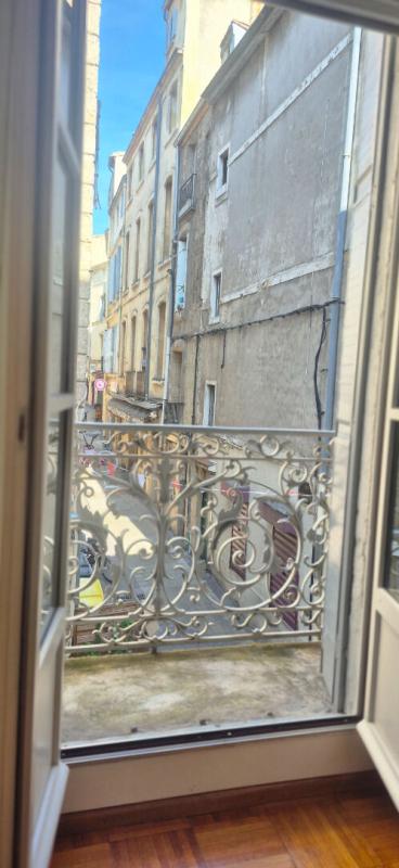 MONTPELLIER Appartement Montpellier 2 pièces bis de 43.5 m2. Ecusson 9